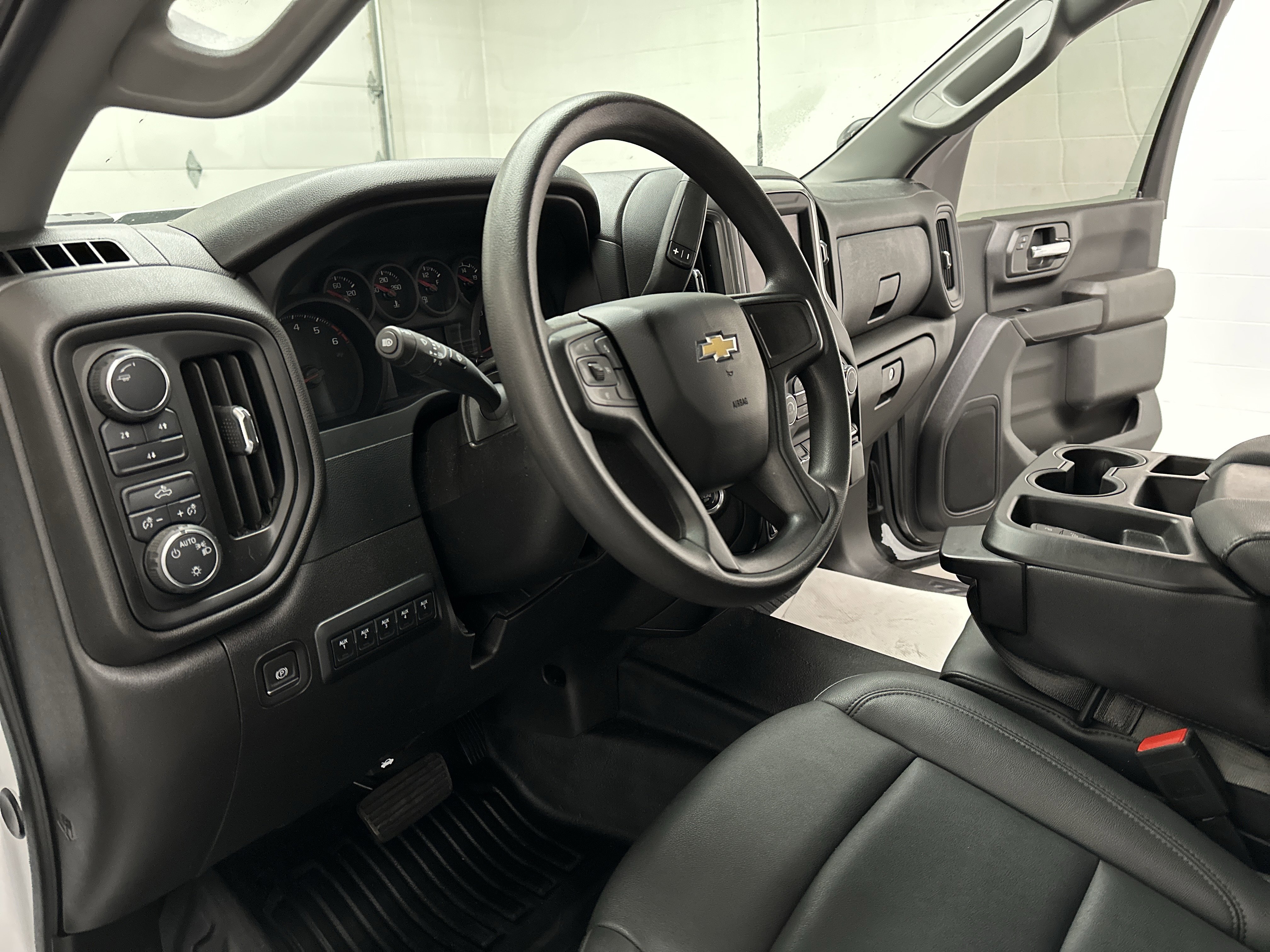 Used 2024 Chevrolet Silverado 3500 W/T w/ WT Convenience Package AWD/4WD image 9