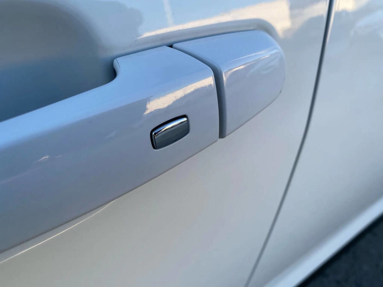 Used 2018 GMC Acadia SLT w/ LPO, Floor Liner Package image 35