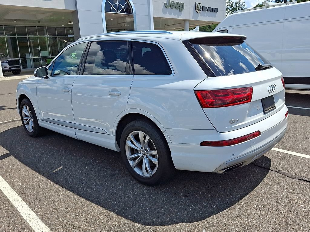 Used 2018 Audi Q7 3.0T Premium Plus w/ Premium Plus Package AWD/4WD image 7