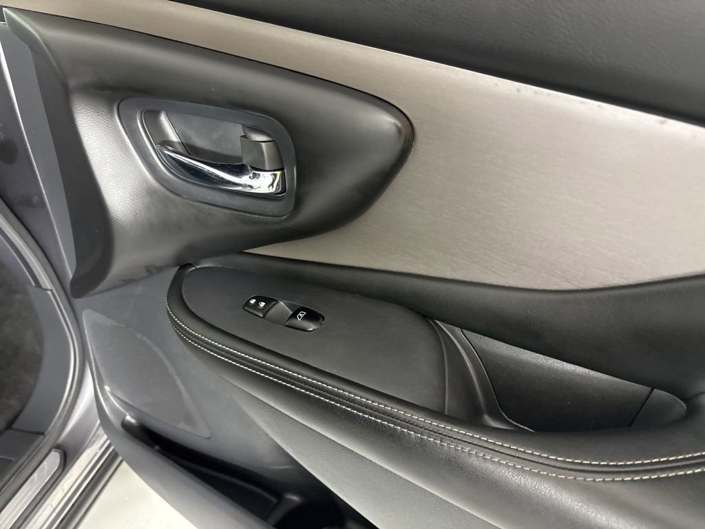Used 2023 Nissan Murano SV FWD image 14