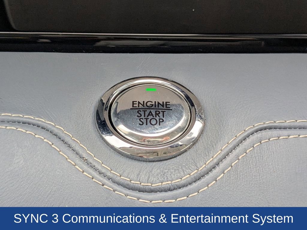 Used 2021 Lincoln Navigator L Black Label w/ Cargo Convenience Package image 33