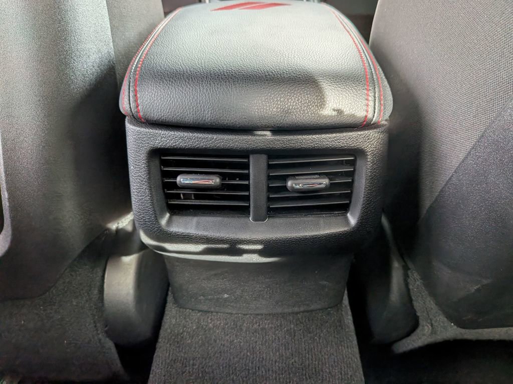 Used 2022 Dodge Challenger R/T Scat Pack w/ Driver Convenience Group RWD image 32