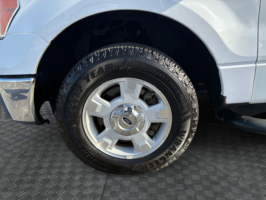 Used 2014 Ford F150 XLT w/ Trailer Tow Package image 22