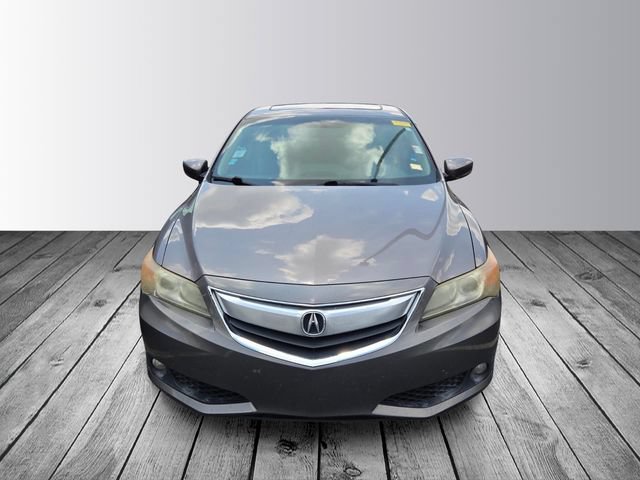 Used 2013 Acura ILX w/ Technology Package FWD image 2