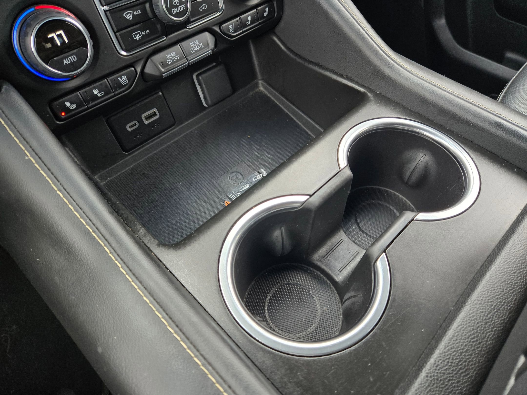 Used 2024 Chevrolet Tahoe Premier image 30