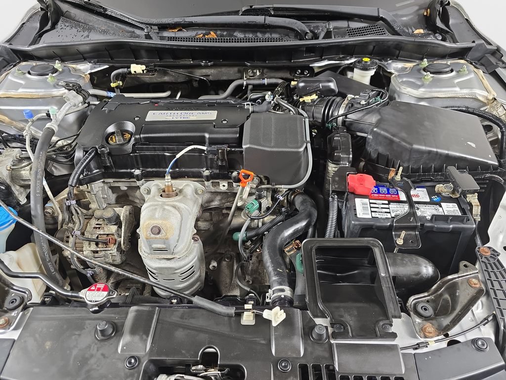 Used 2014 Honda Accord LX image 32