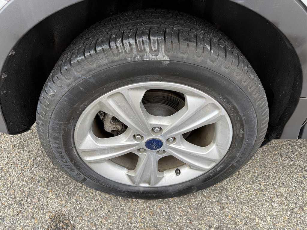 Used 2016 Ford Escape SE AWD/4WD image 8