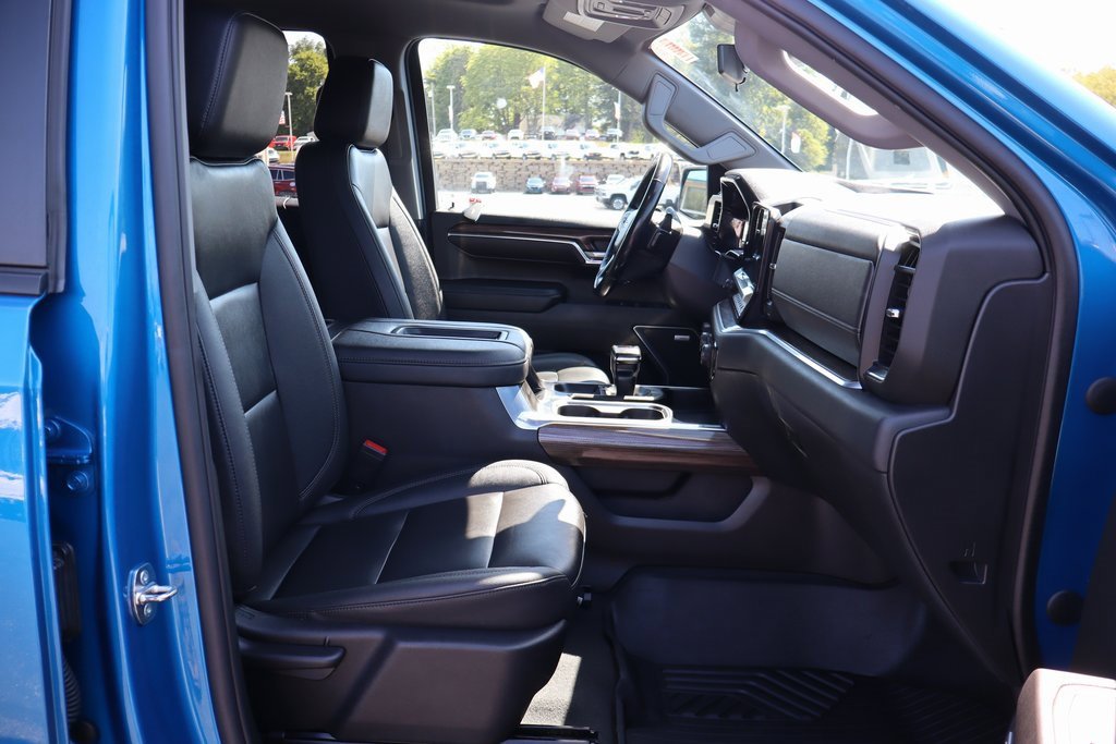 Used 2022 Chevrolet Silverado 1500 LT Trail Boss w/ LT Trail Boss Premium Package image 17