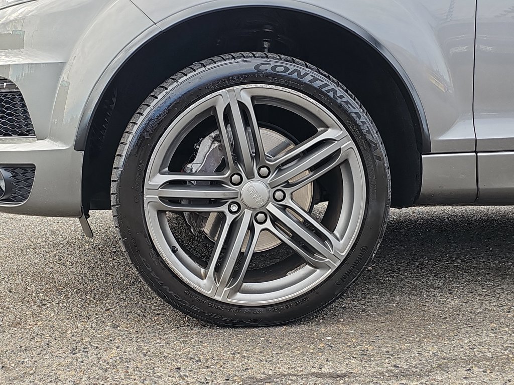 Used 2014 Audi Q7 3.0T S line Prestige w/ Technology Package AWD/4WD image 18