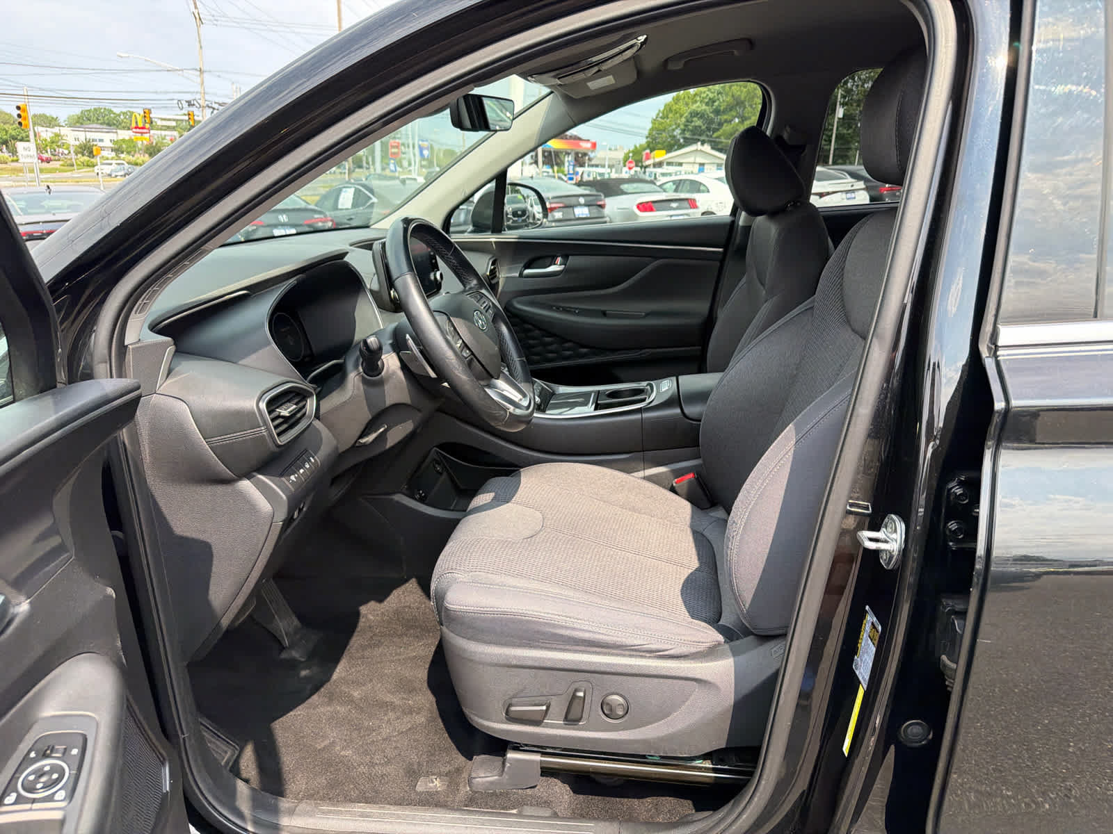 Used 2021 Hyundai Santa Fe SEL w/ Convenience Package AWD/4WD image 8