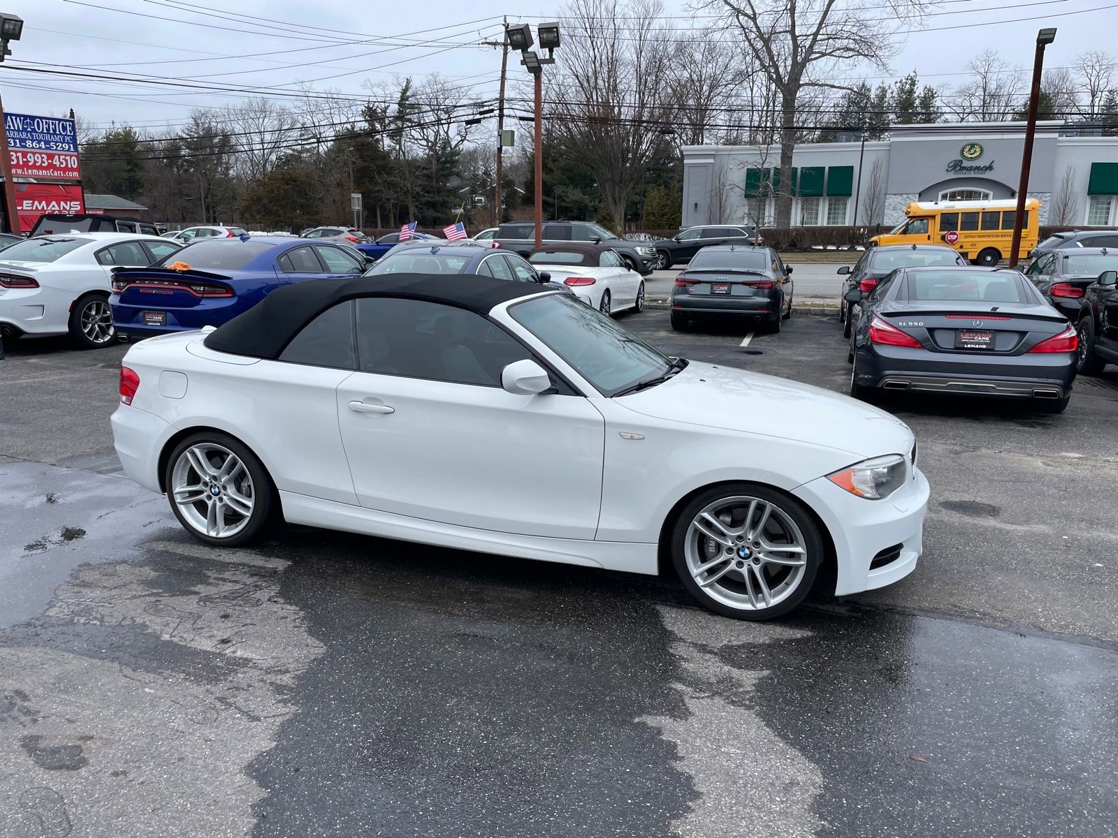 Used 2013 BMW 135i Convertible image 28