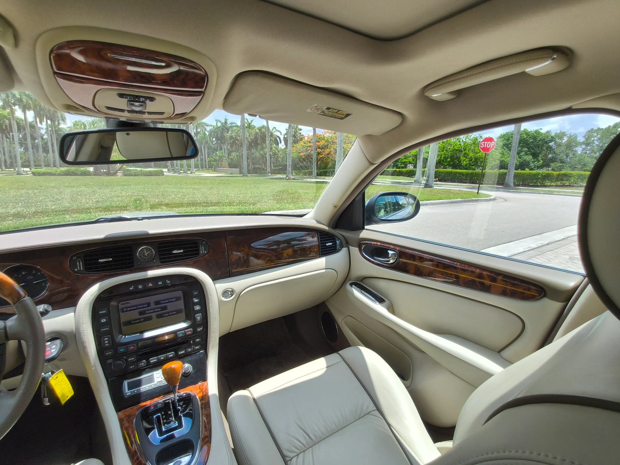 Used 2006 Jaguar XJ Vanden Plas RWD image 11
