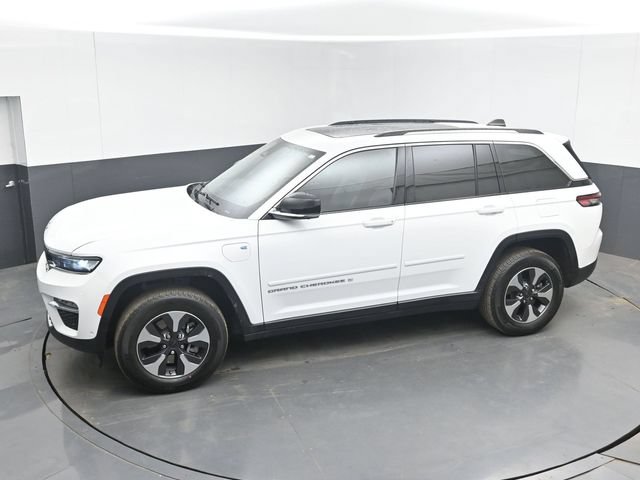 Used 2022 Jeep Grand Cherokee Limited 4xe w/ Luxury Tech Group II AWD/4WD image 36