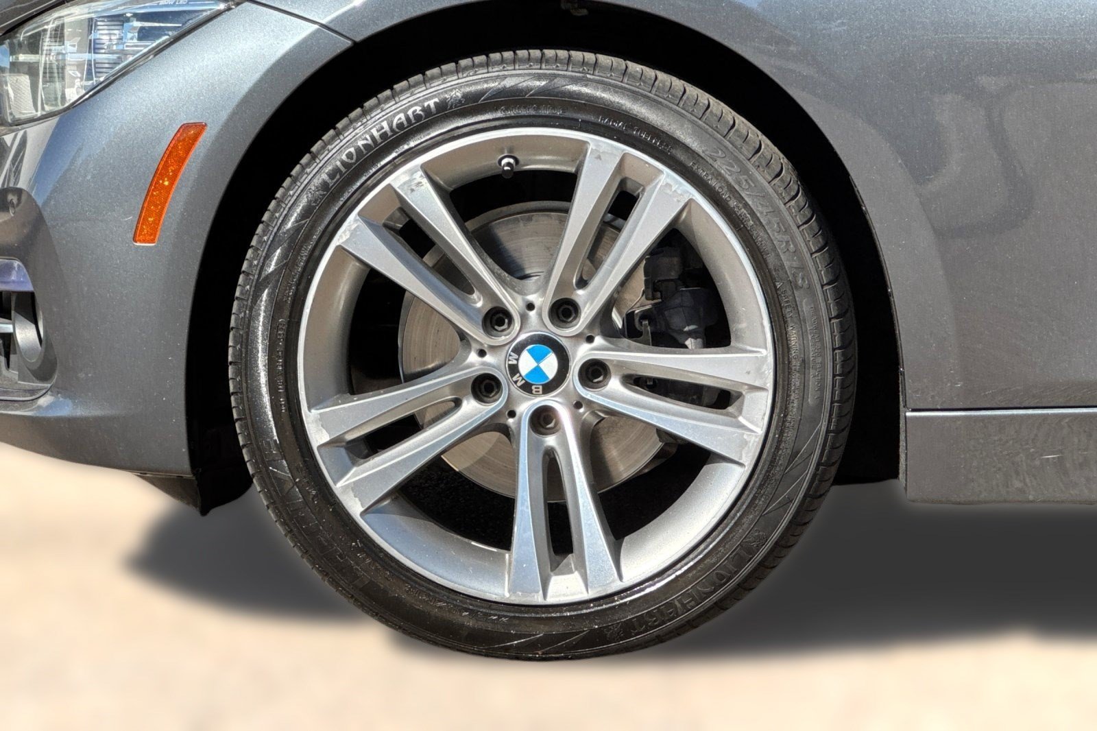 Used 2018 BMW 330i Sedan RWD image 13