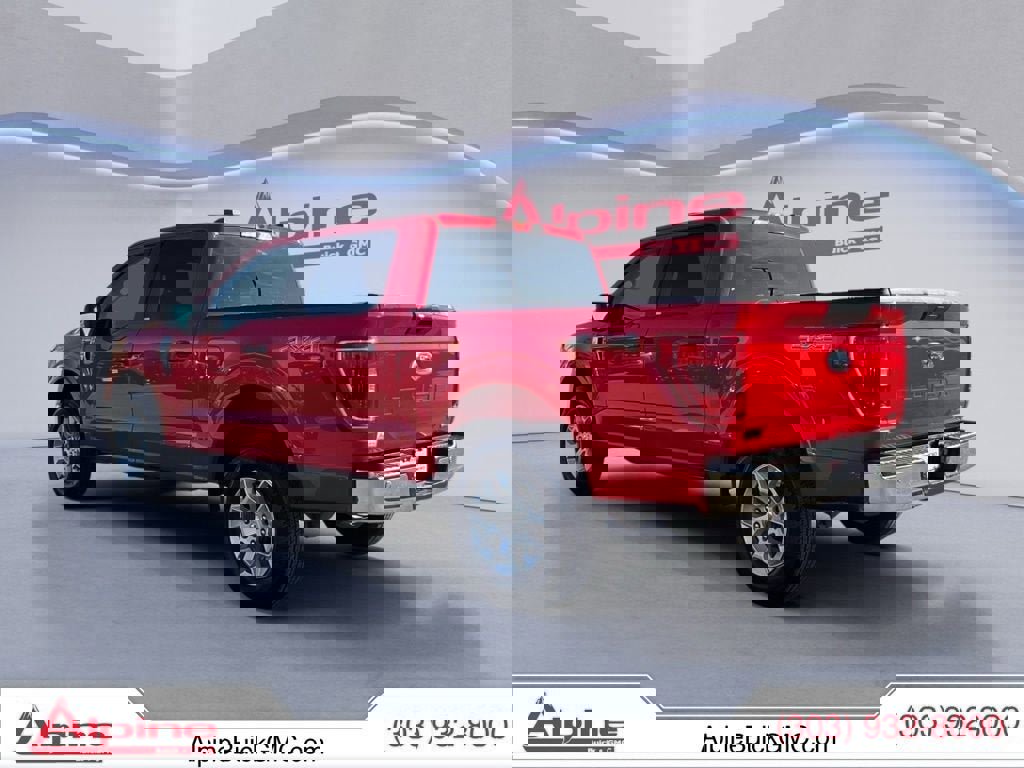 Used 2023 Ford F150 XLT image 3