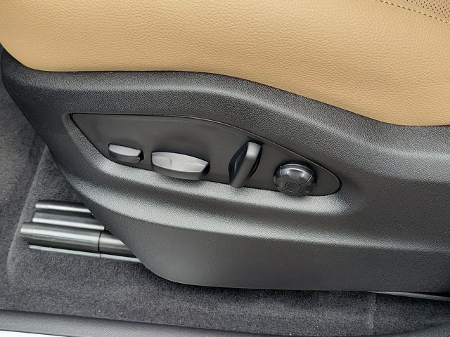 New 2026 Porsche Cayenne E-Hybrid AWD/4WD image 24