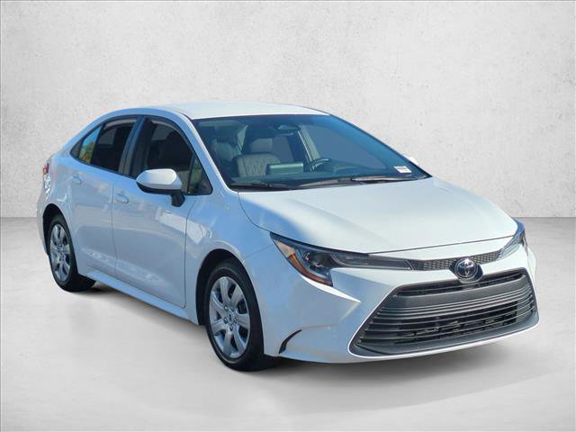 Used 2024 Toyota Corolla LE video 3