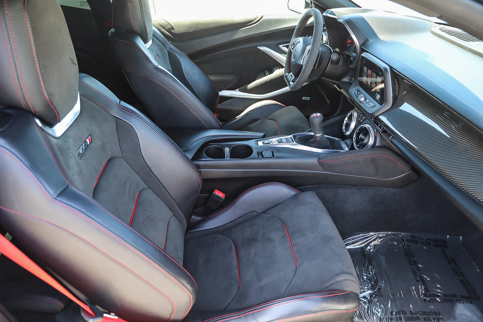 Used 2018 Chevrolet Camaro ZL1 RWD image 17
