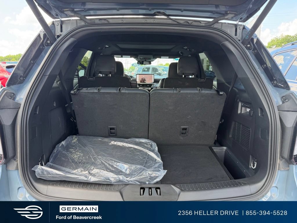 Used 2025 Ford Explorer ST w/ Sun And Sound Package AWD/4WD image 30