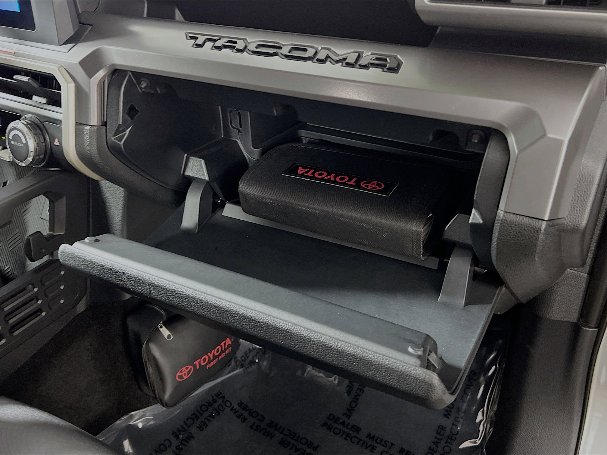 Used 2024 Toyota Tacoma SR5 image 34