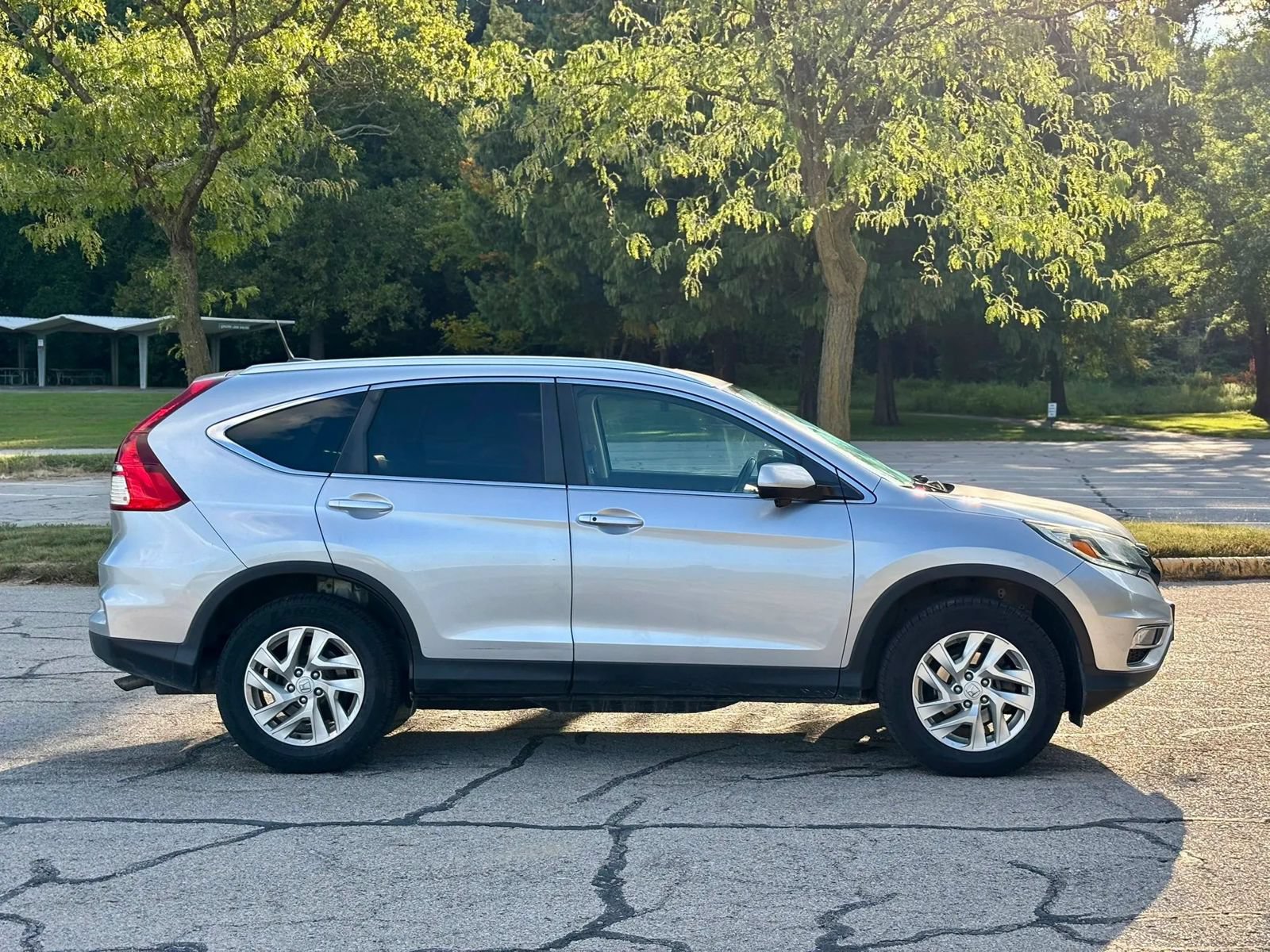 Used 2015 Honda CR-V EX-L image 5