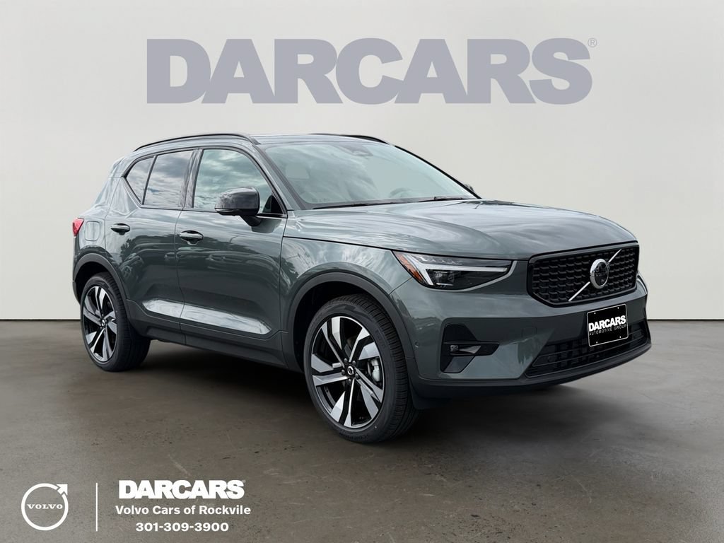 New 2026 Volvo XC40 B5 Ultra w/ Protection Package Premier