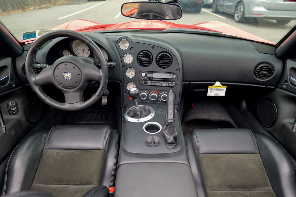 Used 2004 Dodge Viper SRT-10 image 24