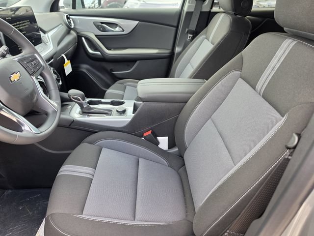 New 2026 Chevrolet Blazer LT w/ Convenience Package FWD image 16