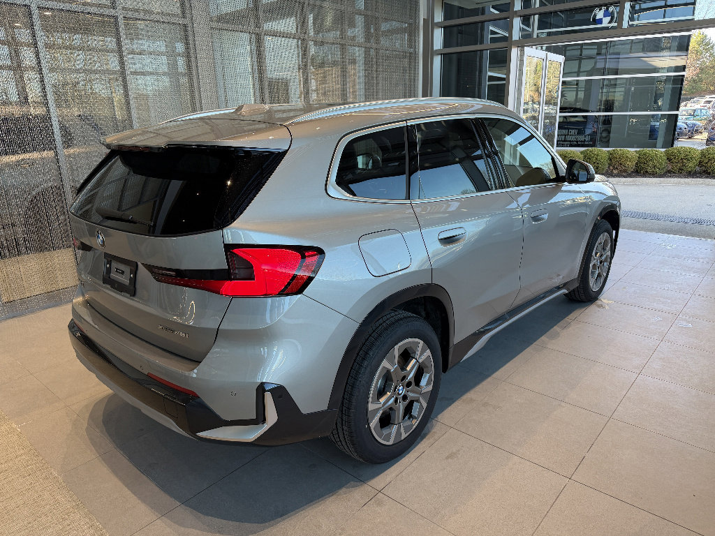 New 2026 BMW X1 xDrive28i w/ Technology Package AWD/4WD image 6
