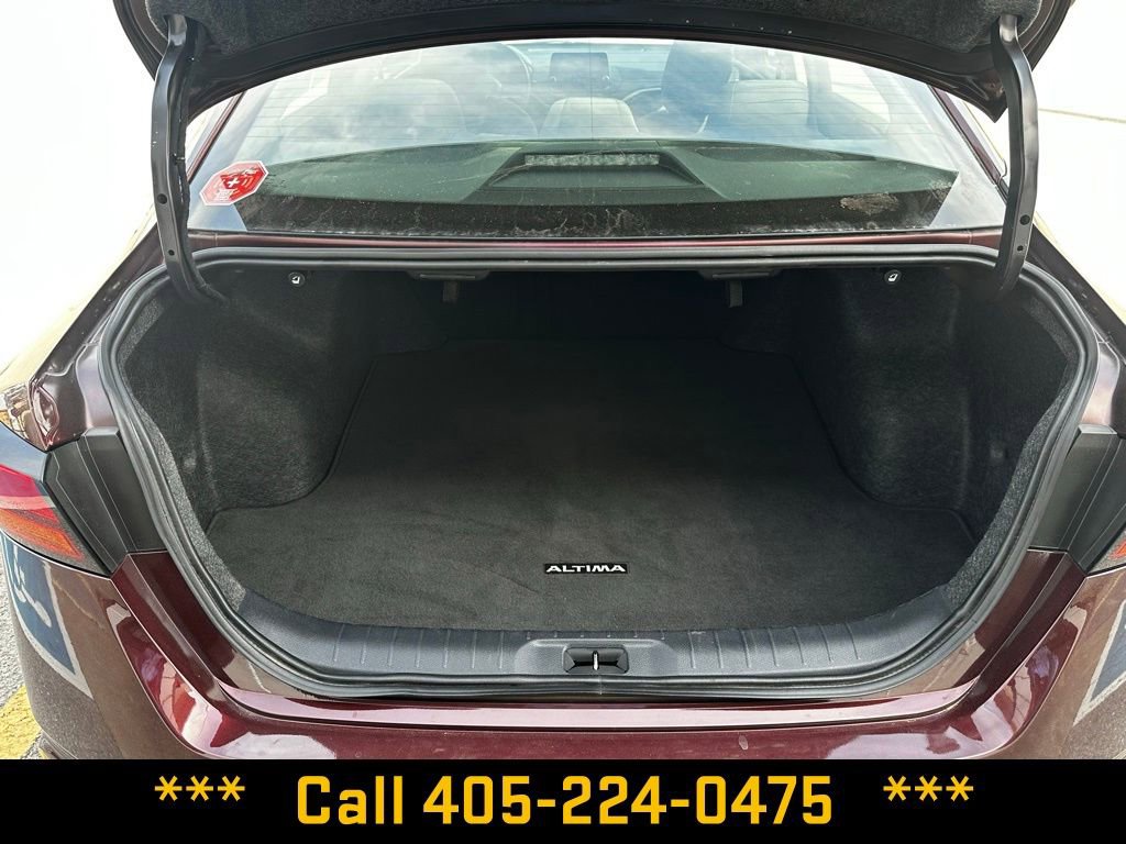 Used 2025 Nissan Altima 2.5 SV image 15