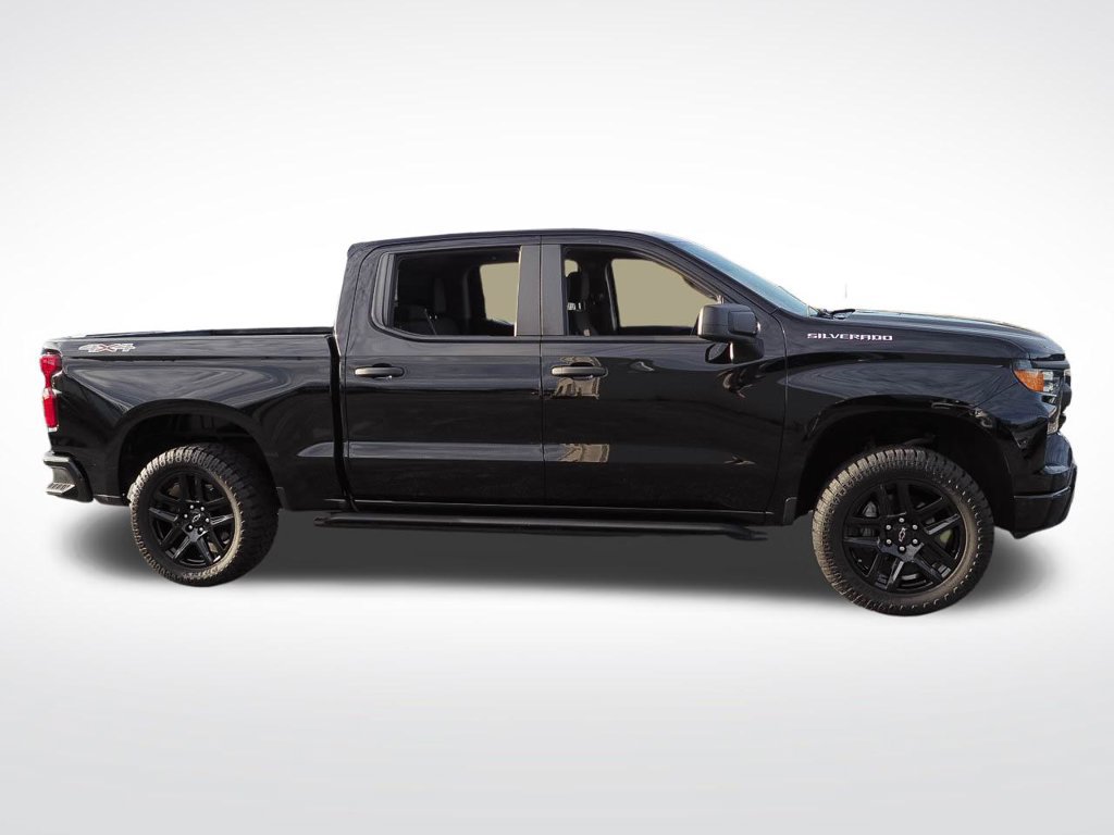 Used 2023 Chevrolet Silverado 1500 Custom AWD/4WD image 8