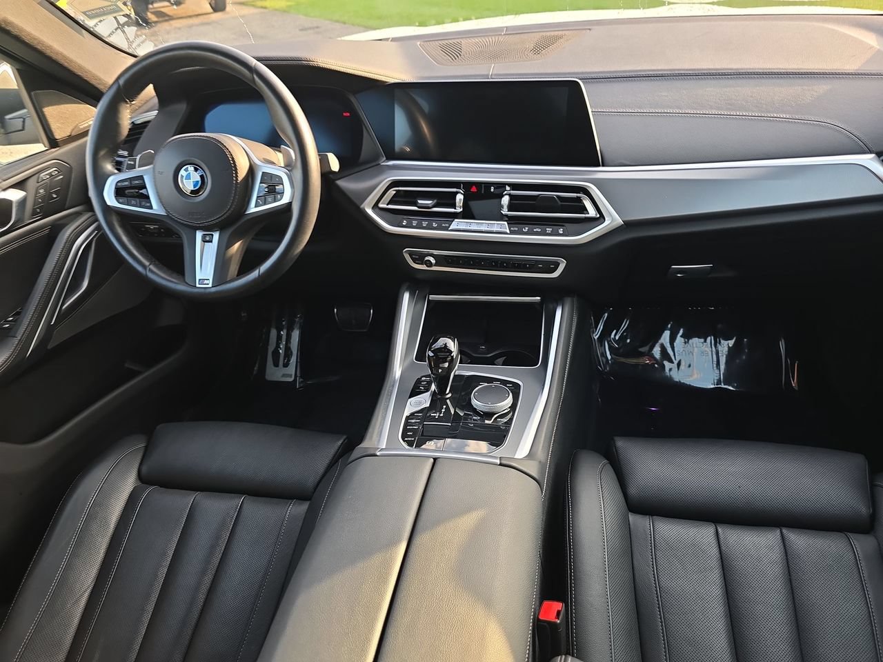 Used 2022 BMW X6 xDrive40i AWD/4WD image 31