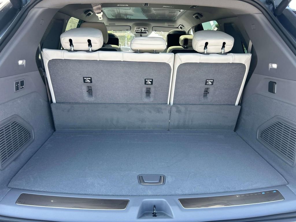 New 2026 Cadillac Escalade IQ Sport 1 image 12
