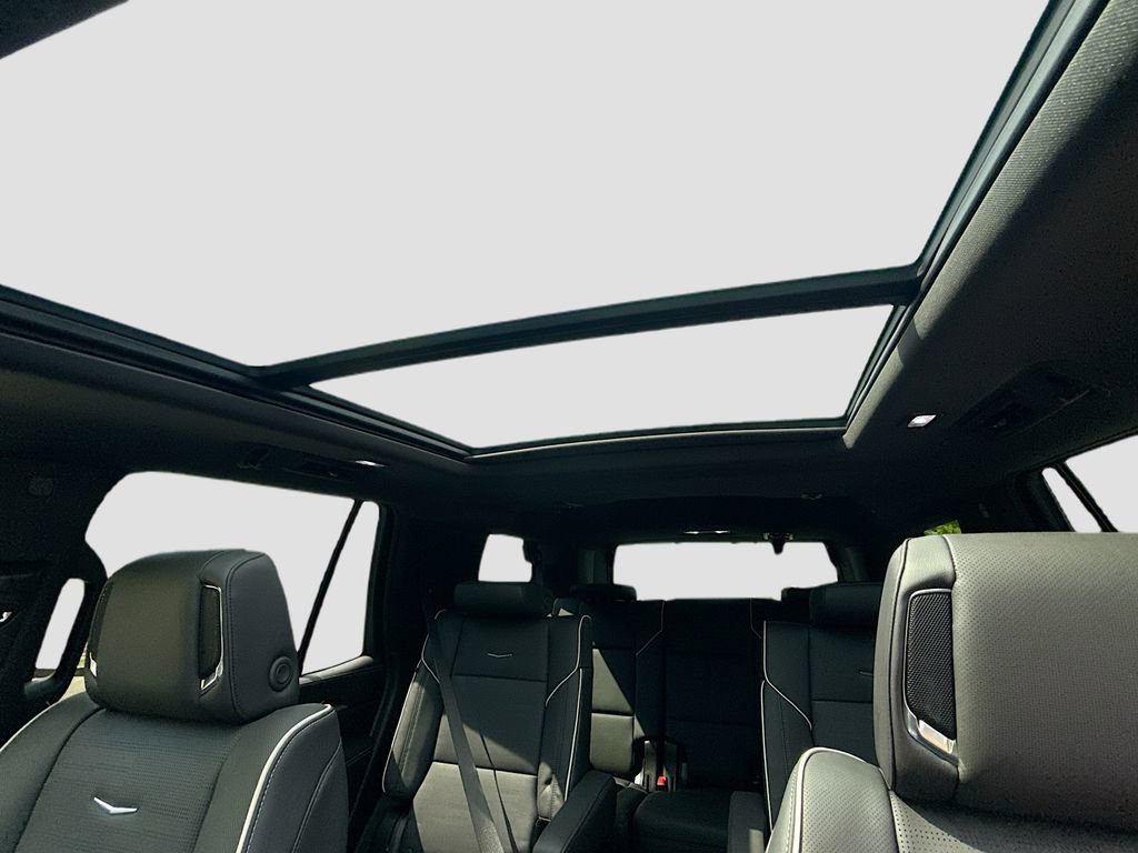 New 2025 Cadillac Escalade Premium Luxury image 23
