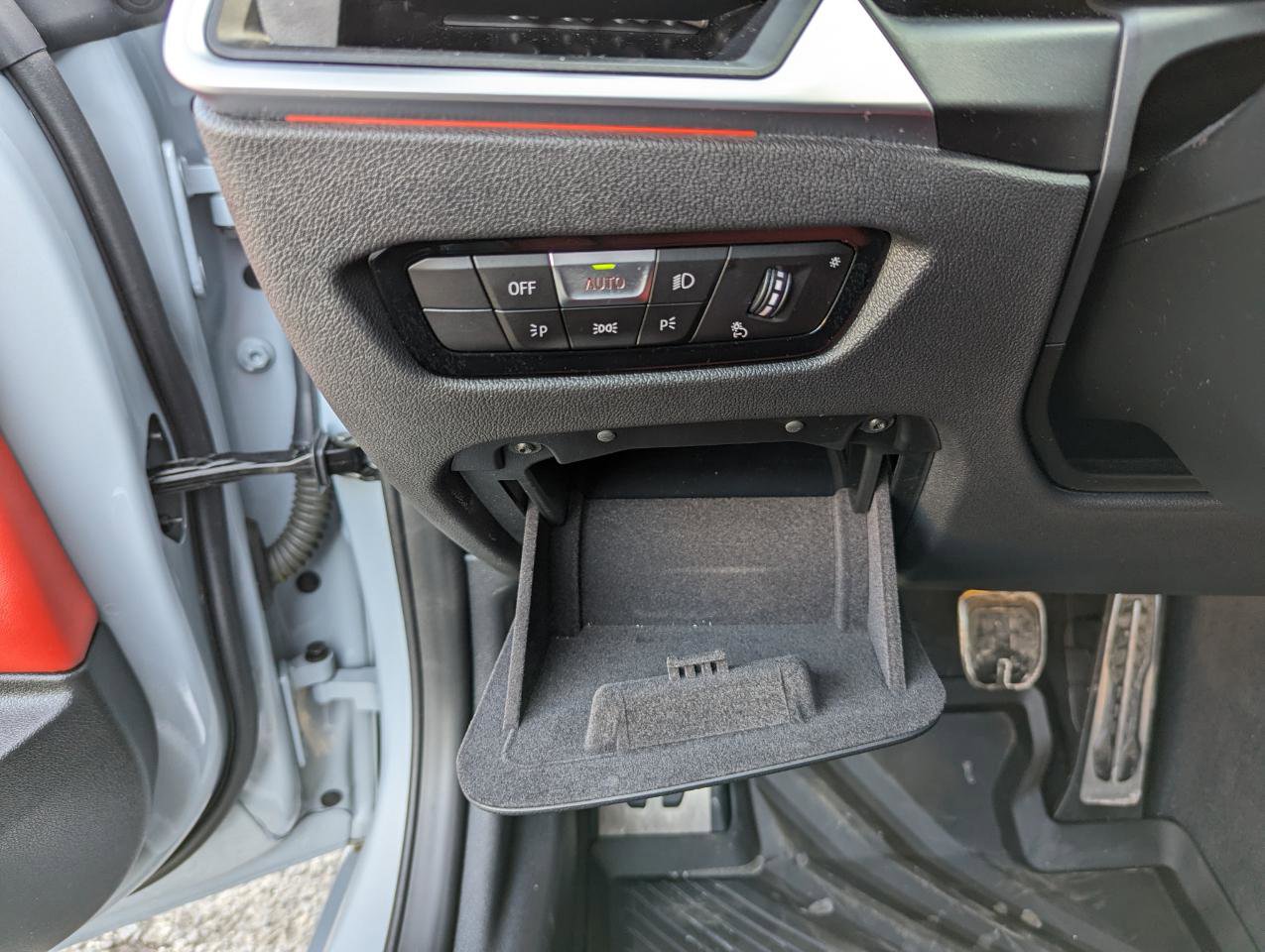 Used 2024 BMW M4 Coupe w/ Executive Package image 16