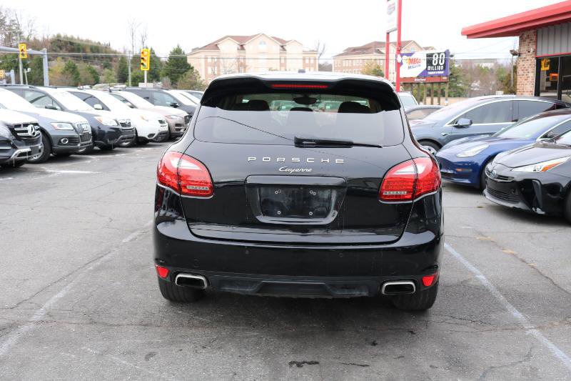 Used 2012 Porsche Cayenne image 9