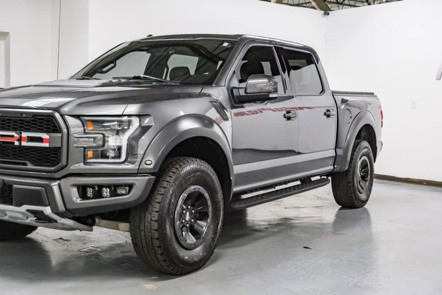 Used 2018 Ford F150 Raptor w/ Equipment Group 802A Luxury image 9