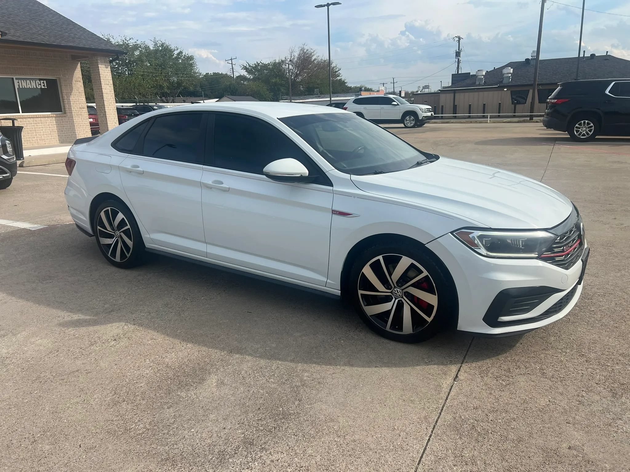 Used 2020 Volkswagen Jetta GLI FWD image 3
