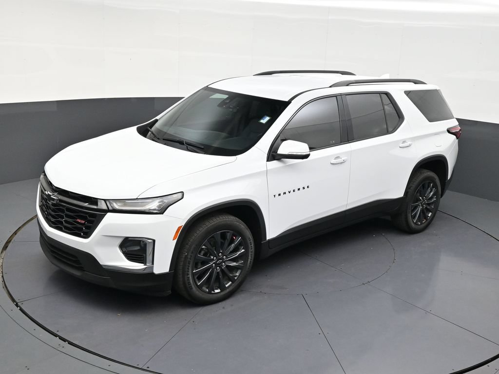 Used 2023 Chevrolet Traverse RS FWD image 11