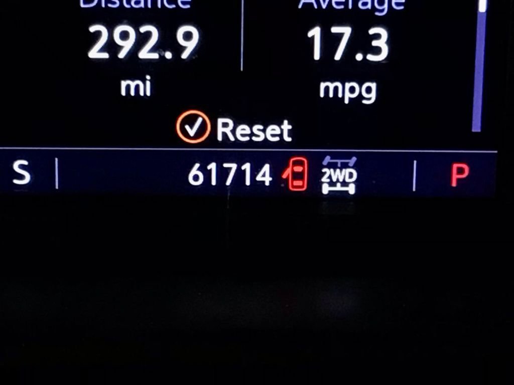 Used 2020 Chevrolet Silverado 1500 LT image 33