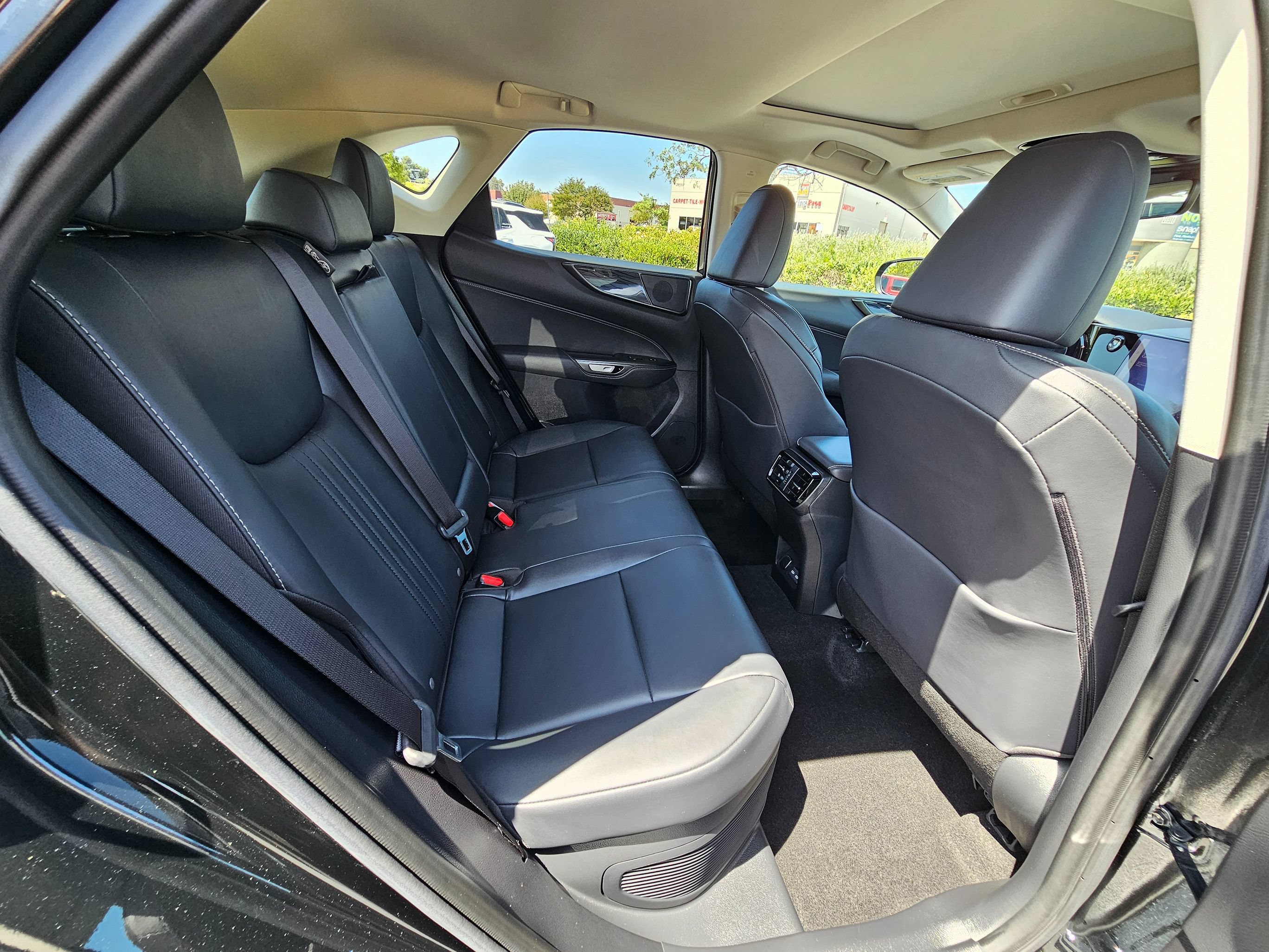 Used 2025 Lexus NX 350h AWD w/ Cold Area Package image 31