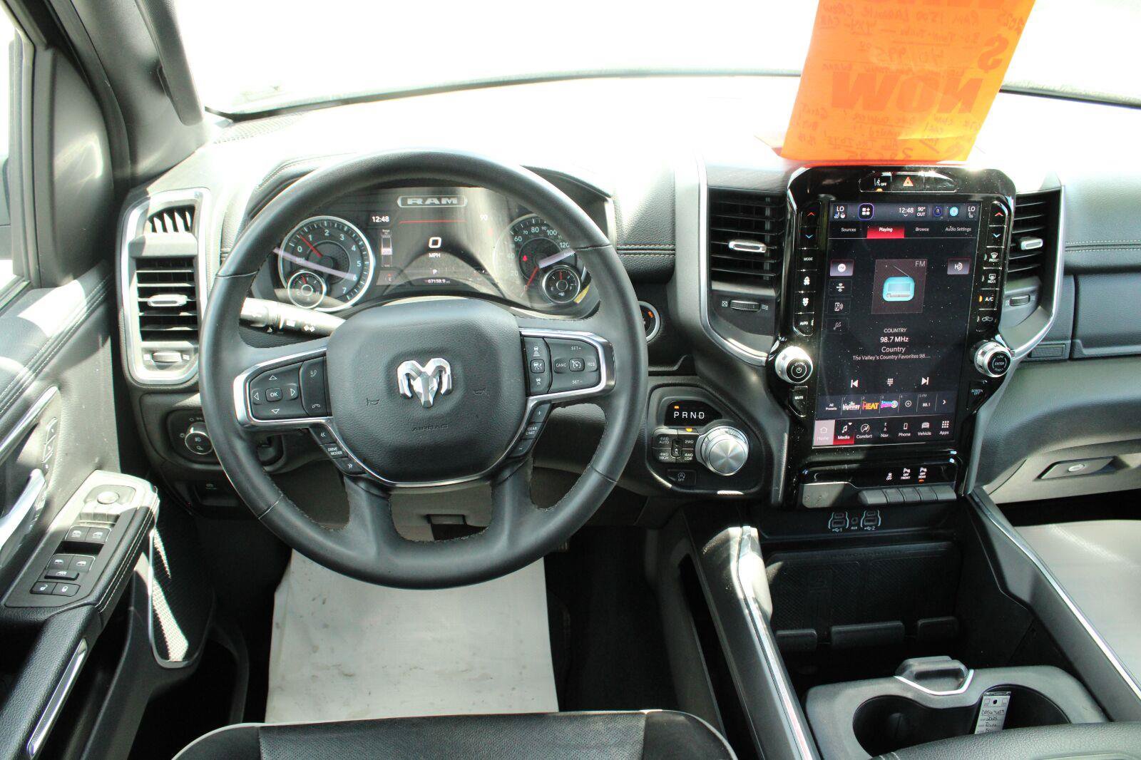 Used 2025 RAM 1500 Laramie AWD/4WD image 30