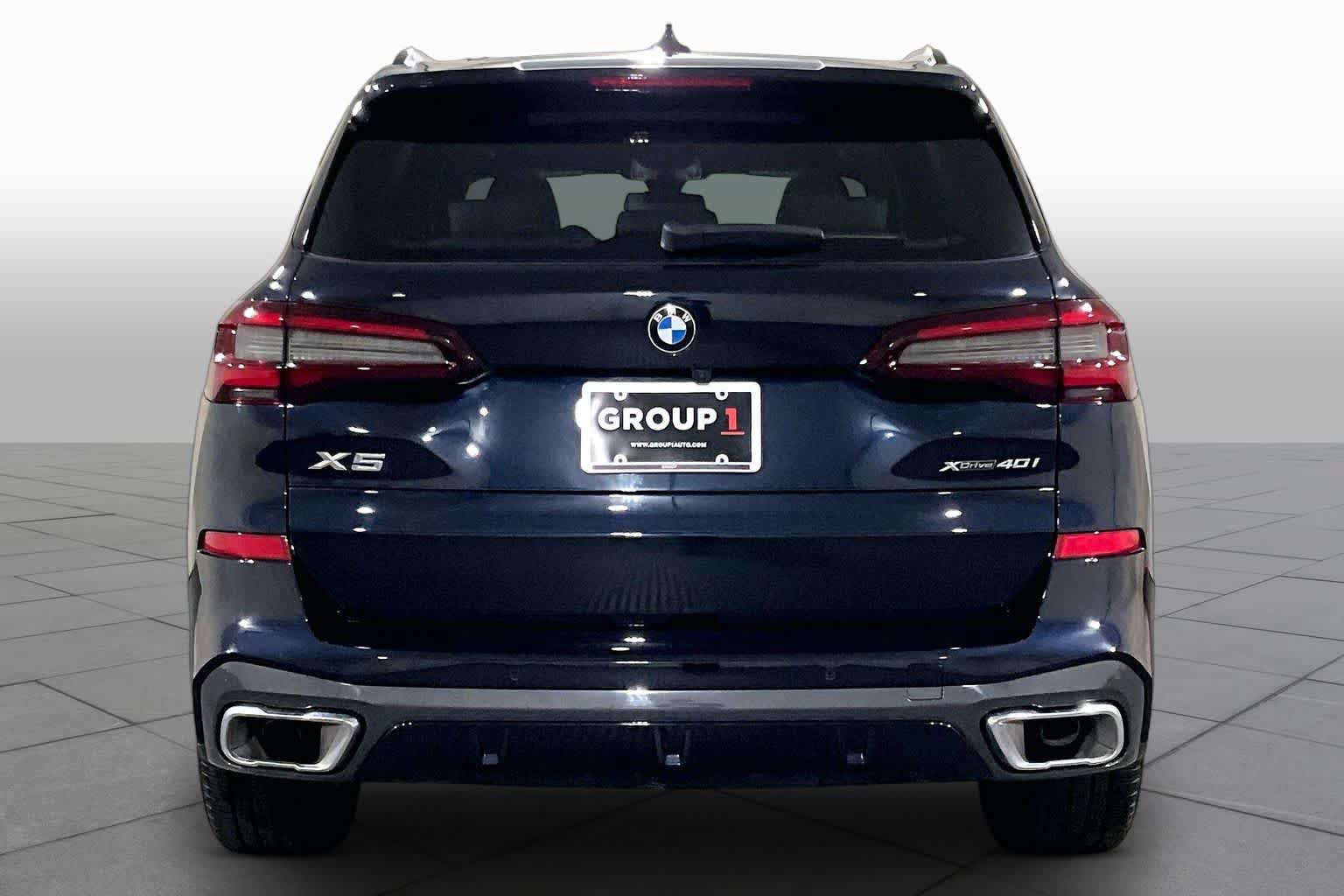 Used 2023 BMW X5 xDrive40i w/ M Sport Package AWD/4WD image 4