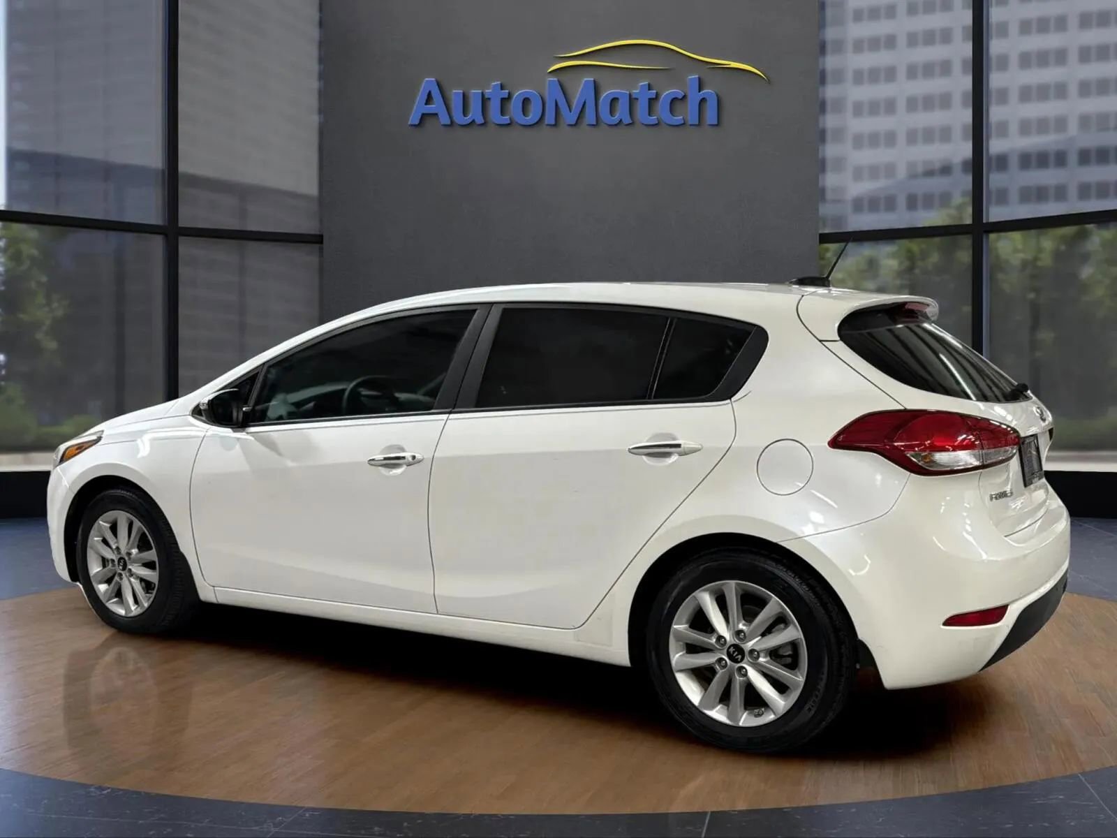 Used 2017 Kia Forte LX w/ Option Group 020 FWD image 8