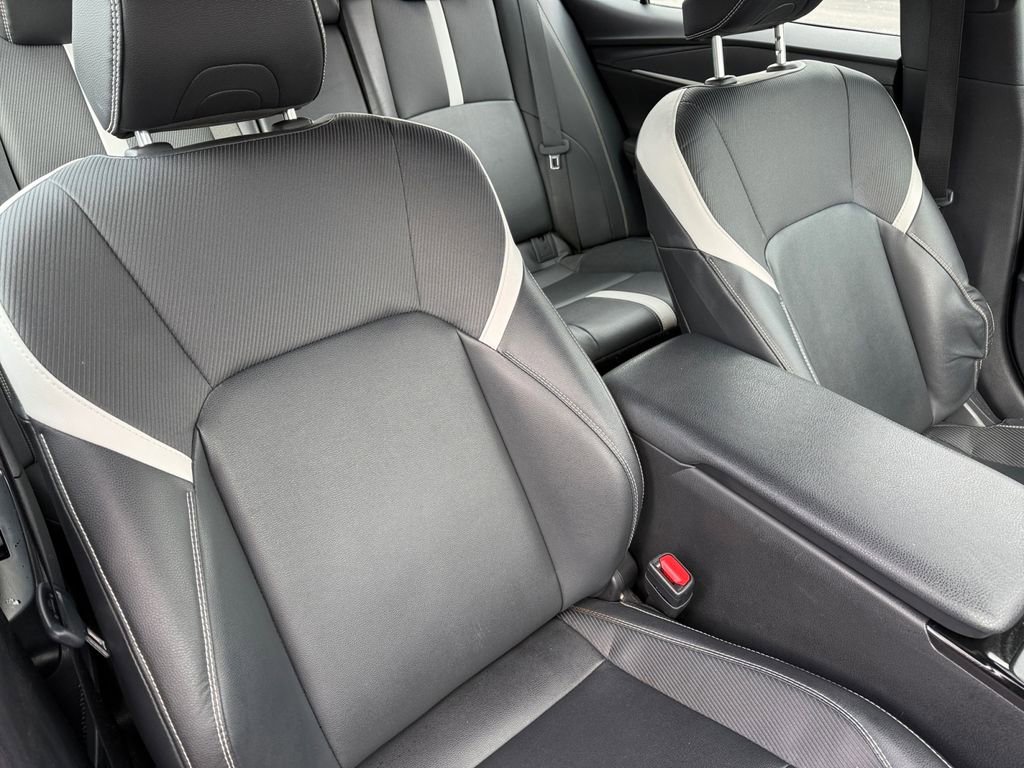 Certified 2025 Toyota Camry SE w/ Convenience Package image 18