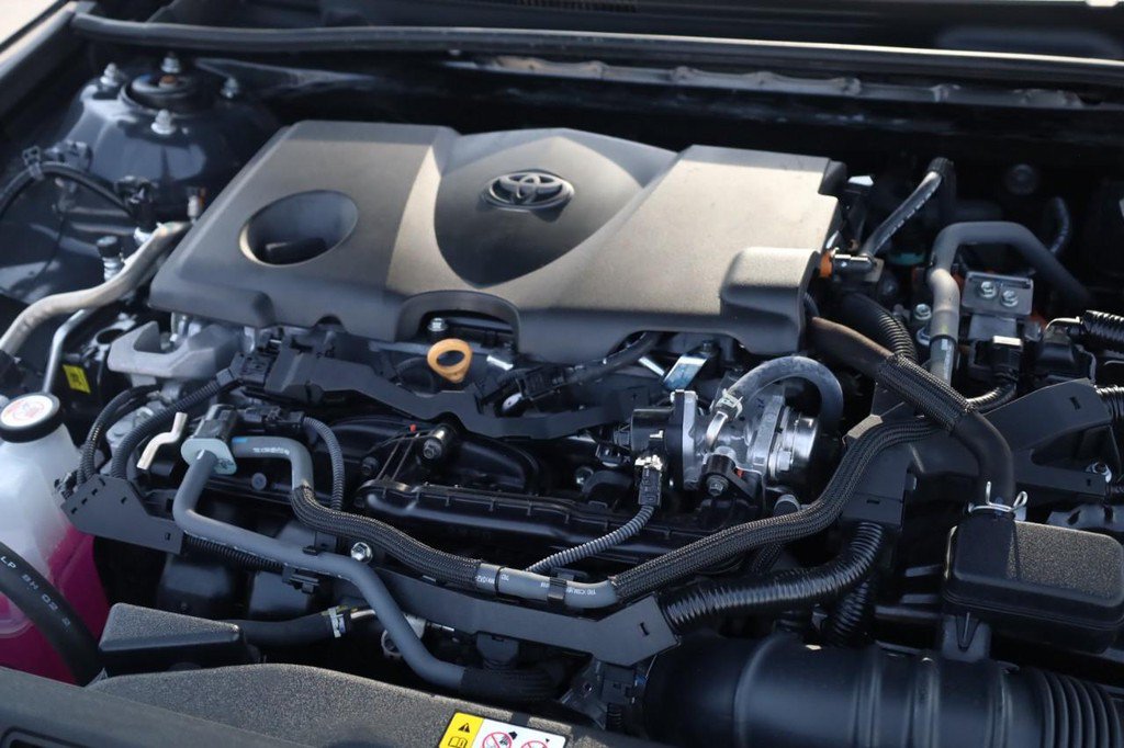 Certified 2025 Toyota Camry SE FWD image 26