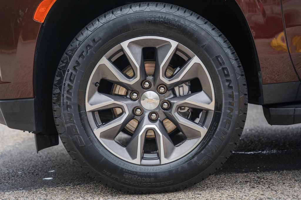 Used 2022 Chevrolet Tahoe LT w/ LT Signature Package AWD/4WD image 19