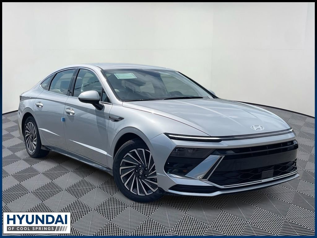 New 2025 Hyundai Sonata SEL image 1