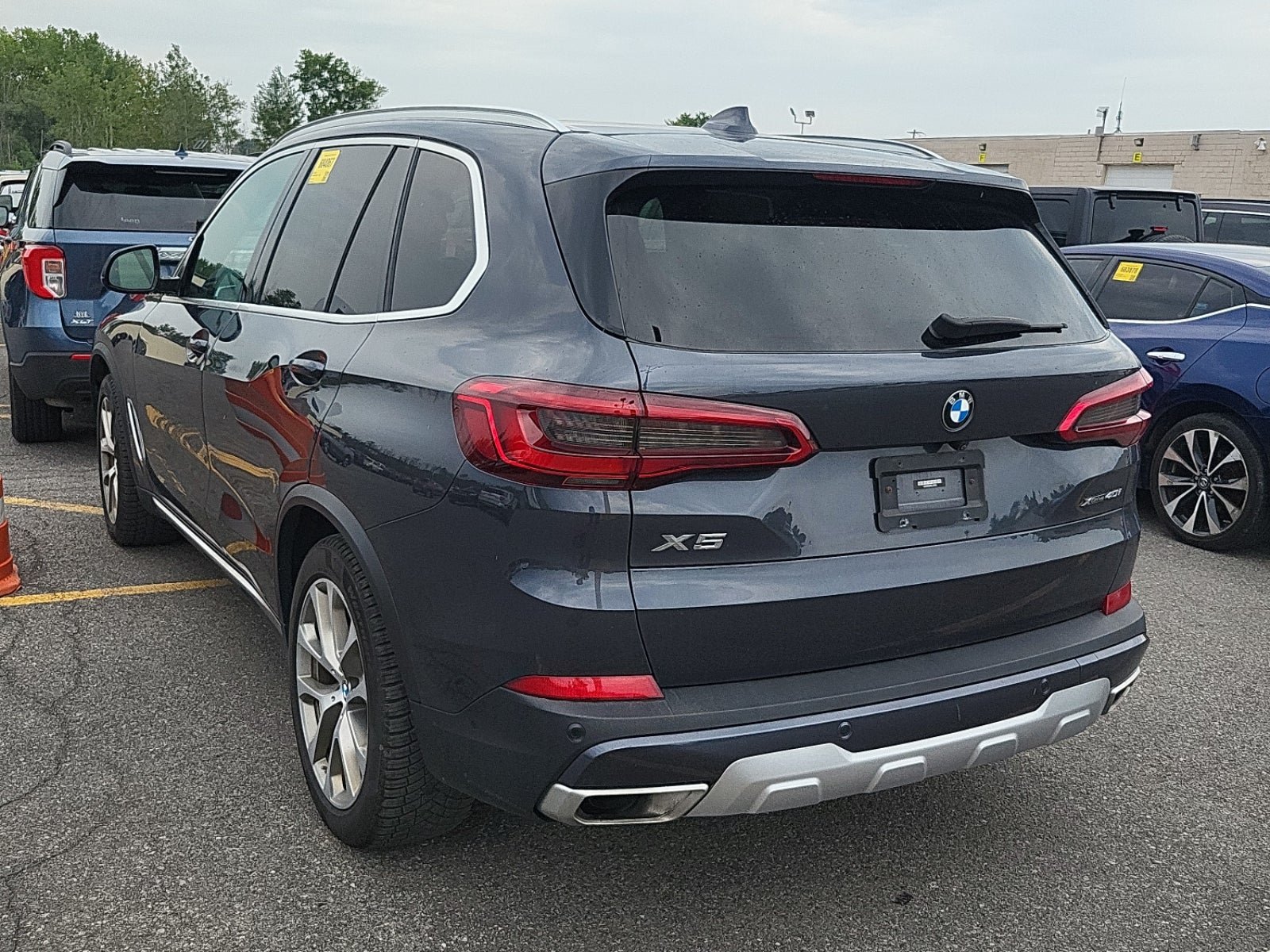 Used 2019 BMW X5 xDrive40i w/ Premium Package 2 AWD/4WD image 7