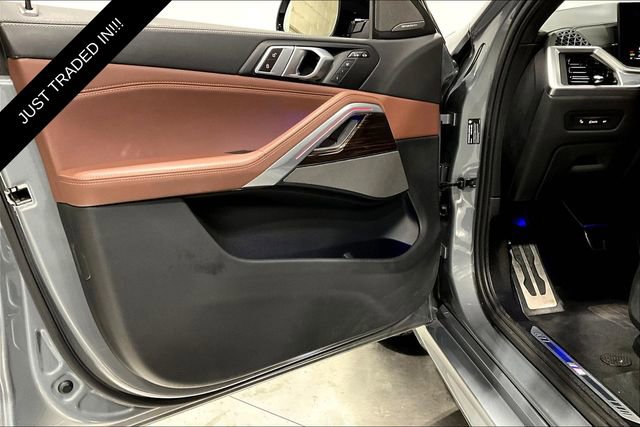 Used 2024 BMW X6 xDrive40i w/ Premium Package image 18